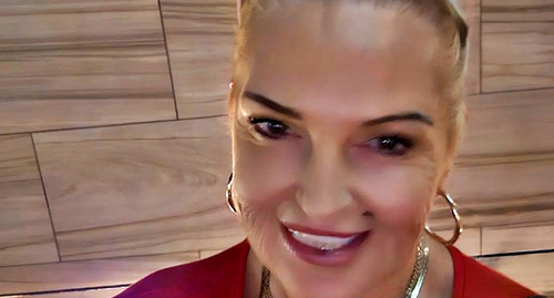 90 Day Fiancé Star Angela Deem Seeks Love Answers From Tarot Cards