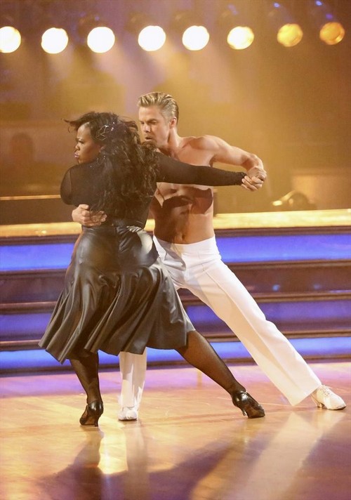 Amber Riley Dancing With the Stars Quickstep Video 11/11/13