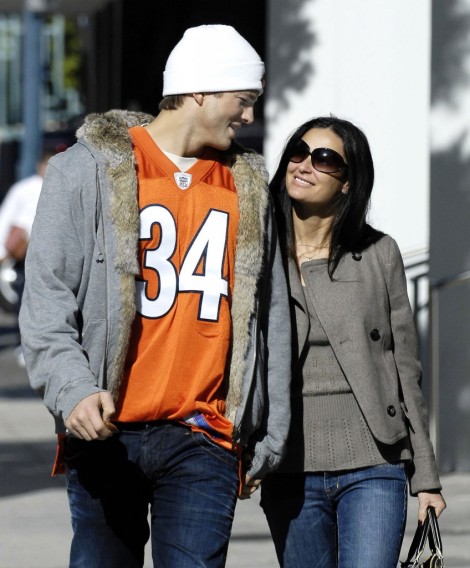Ashton Kutcher And Demi Moore Still Working Together – WHY? (Photos)
