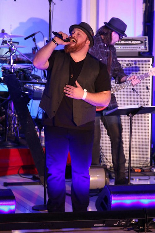 Austin Jenckes The Voice Top 12 “It’s a Great Day to Be Alive” Video 11/11/13 #TheVoice