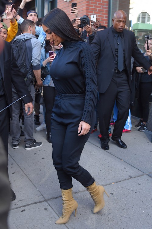 Kim Kardashian Pretends to Attend Beyoncé’s Baby Shower