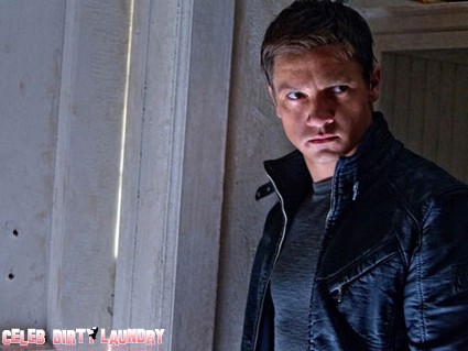 First Look At Jeremy Renner In The Bourne Legacy