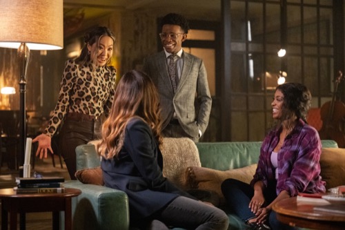 Batwoman Recap 02/23/22: Season 3 Episode 12 “We’re All Mad Here”