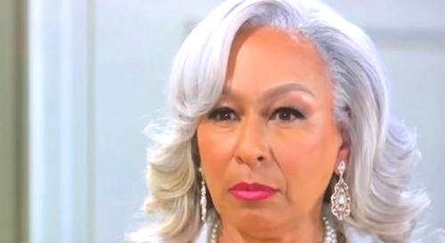 Beyond the Gates Spoilers Friday, November 21: Anita Warns Leslie & Eva – Martin’s Shocking News