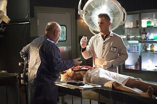 CSI: Crime Scene Investigation Season 15 Episode 14 Recap: “Merchants of Menace”