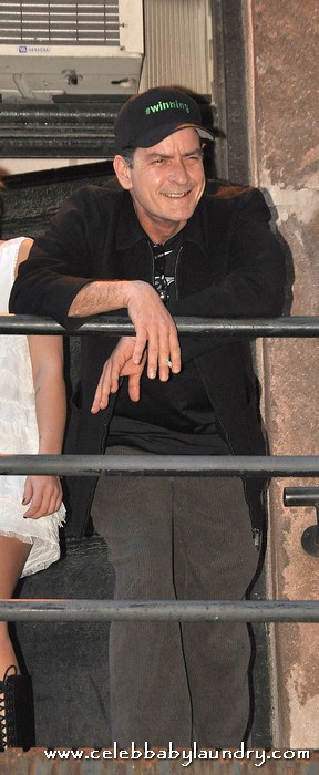 Charlie Sheen Going To Fly To Australia To Host Radio Show