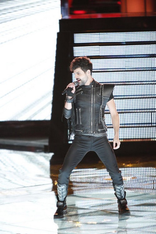Cody Belew The Voice Top 8 “Somebody To Love” Video 11/26/12