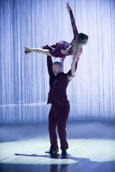 David Ross Dancing With The Stars Salsa Season 24 Episode 7 – 5/1/17 #DWTS