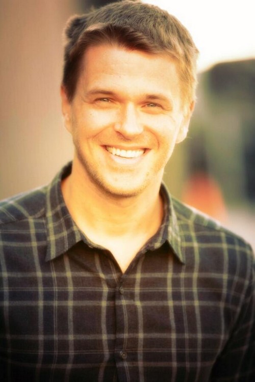 David Tom Struggles To Find His Footing as Billy Abbott On The Young and the Restless