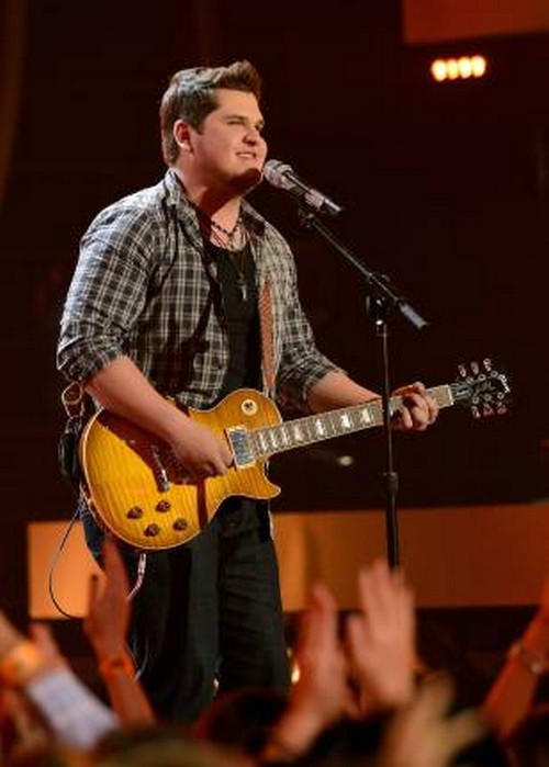 Dexter Roberts American Idol “Cruise” Video 3/19/14 #IdolTop10
