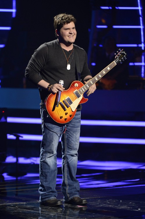 Dexter Roberts American Idol “Lucky Man” Video 3/5/14 #IdolTop12
