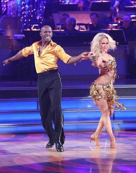 Donald Driver Dancing With The Stars Foxtrot Performance Video 4/23/12