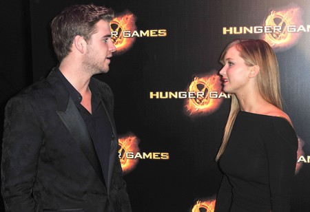 Miley Cyrus Dying Of Jealousy As Jennifer Lawrence Gets Closer To Liam Hemsworth