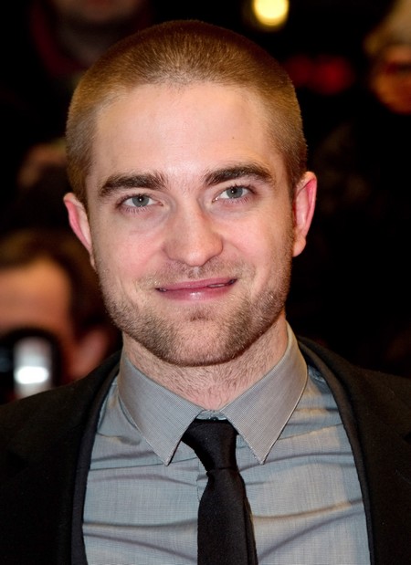 Robert Pattinson Forced To Wear A Wig