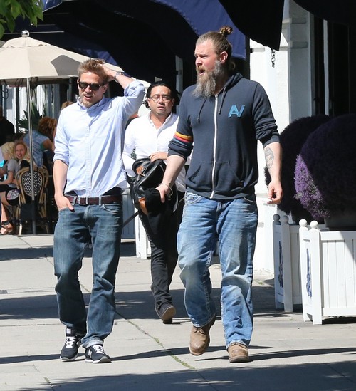 Charlie Hunnam Regrets Robert Pattinson’s Cold Shoulder Filming ‘The Lost City of Z’