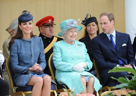 Kate Middleton Ridiculed As A Greedy Gold Digger By China (Video)