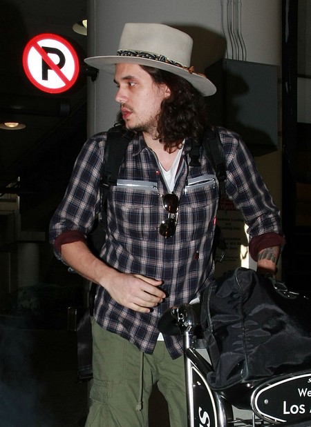 John Mayer Is Dating Katy Perry Now (Video)