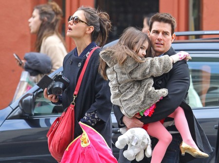 Katie Holmes Upset Tom Cruise Wanted To Send Suri Cruise To Scientology School