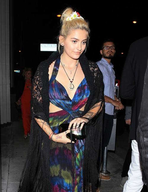 Paris Jackson Is Keeping Up With The Kardashians – Leaving Friends and Family Worried?