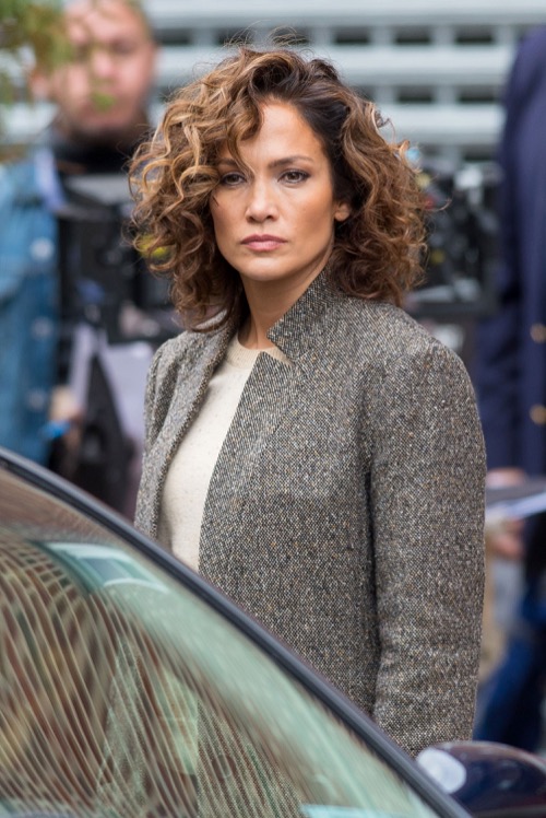 Jennifer Lopez, Casper Smart Wedding News – Planning Secret Thanksgiving Nuptials?