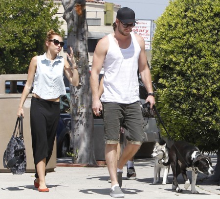 Miley Cyrus Told Liam Hemsworth: Marry Me Or I’m Gone!