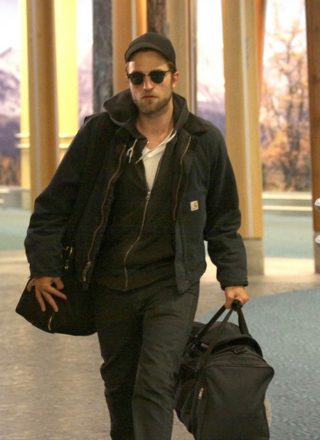 Happy Birthday Robert Pattinson!!