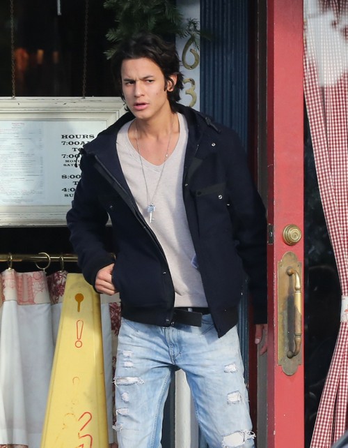 Bronson Pelletier: Twilight Actor Arrested for Meth, Cocaine and Peeing