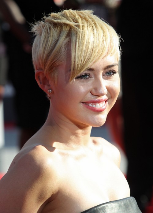 OMG Miley Cyrus Sex Tape Leaked Online?
