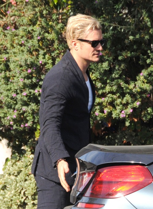 Orlando Bloom’s Justin Bieber Blond Hair Transformation: Debuts Eerily Similar Look to Pop Star
