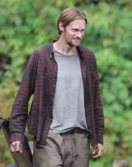 Alexander Skarsgard Strips Away His Sexy Vampire Looks in New Movie ‘Hidden’ (Photos)