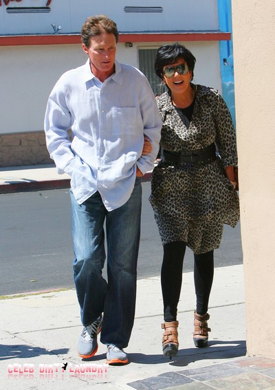Kris Jenner & Bruce Jenner’s Marriage Falling Apart Over Kids & Cash!