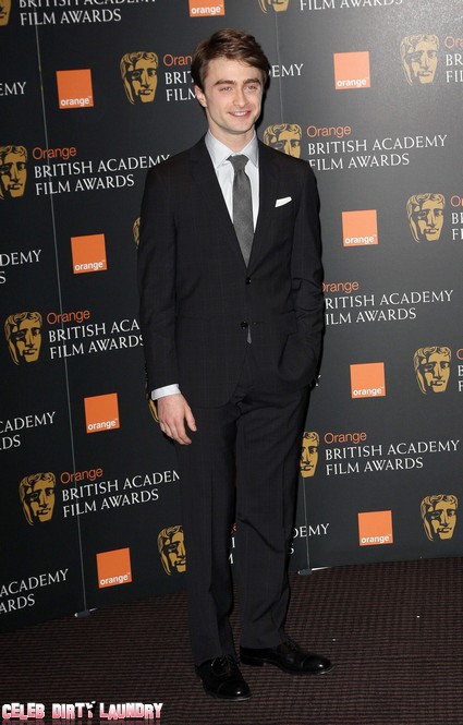 Daniel Radcliffe Told Not To Trim Pubic Hair Since He Plays A Jew