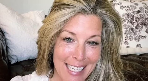 Laura Wright Shares Her Secret To Gorgeous Curly Hair