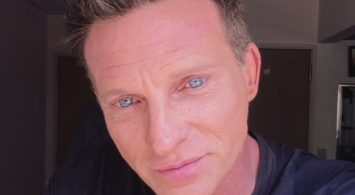 Steve Burton Shares Sweet Wedding Selfie With Michelle Lundstrom