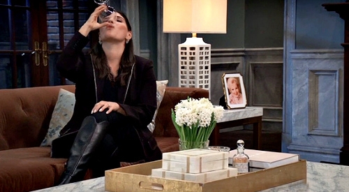 General Hospital Spoilers: Tipsy Driver Brook Lynn Flees Scene of Car Crash