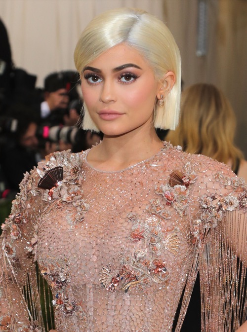 Kris Jenner Profitting From Kylie Jenner Pregnancy