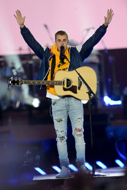 Justin Bieber Banned in China: Why?