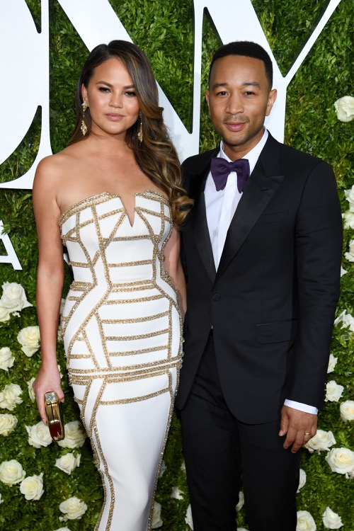 Chrissy Teigen Addresses The John Legend Split Report And She Is Not Happy