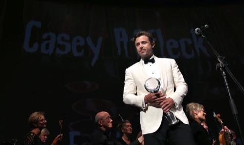 Casey Affleck Suggests Ben Affleck Dropping Out Of Batman Movie – Ben Given Ultimatum?