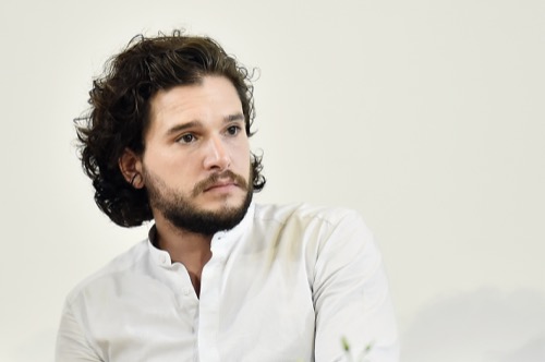 Game of Thrones Star Kit Harington Turns Down George Clooney’s Invitation To Become Friends?
