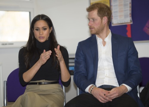 Will Meghan Markle Curtsey To Kate Middleton?