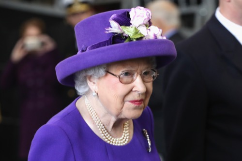 Does Queen Elizabeth Already Favor Meghan Markle Over Kate Middleton?