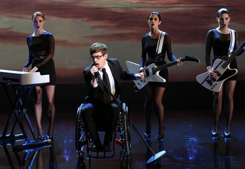 Glee RECAP 4/15/14: Season 5 Episode 16 “Tested”