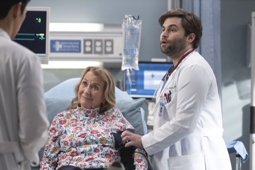 Grey’s Anatomy Recap 05/04/23: Season 19 Episode 17 “Come Fly With Me”