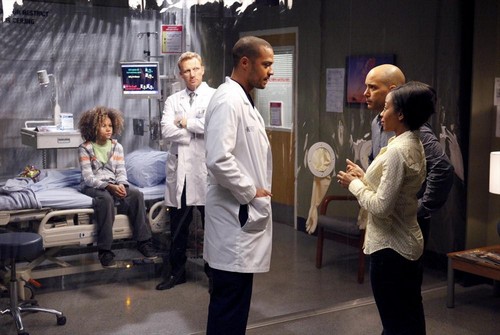 Grey’s Anatomy RECAP 5/8/14: Season 10 Episode 23 “Everything I Try to Do, Nothing Seems to Turn Out Right”