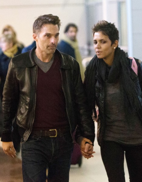 Halle Berry Abandons Nahla Aubry For Olivier Martinez At Christmas (Photos)