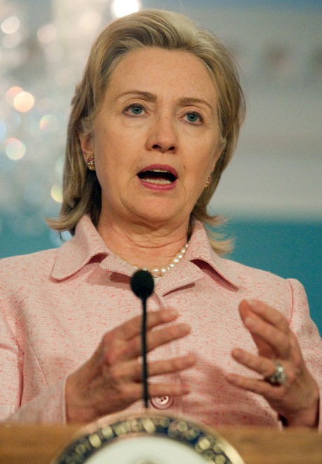 Hillary Clinton’s Stroke-Blood Clot Has Chelsea Clinton In Tears At Hospital (Photo)
