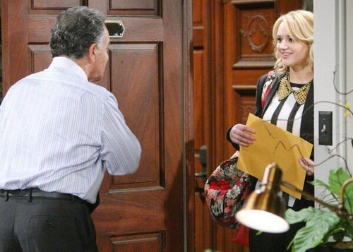The Young and the Restless Spoilers Feb 27: Can Dylan Stop Ian Ward From Kidnapping Summer and/or Nikki and Getting Away With the Money?