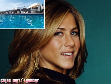 Jennifer Aniston Is Getting Married On A Greek Island (Photo)