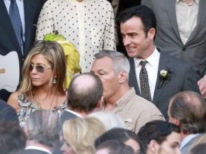 Jennifer Aniston Wedding Delayed AGAIN - Will She Ever Walk Down The Aisle? 0611